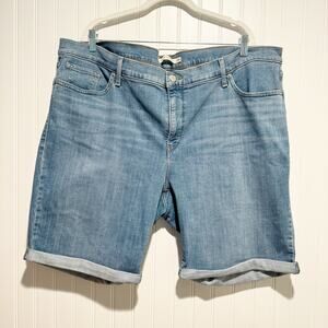 Levi's Classic Bermuda Light Blue Denim Shorts